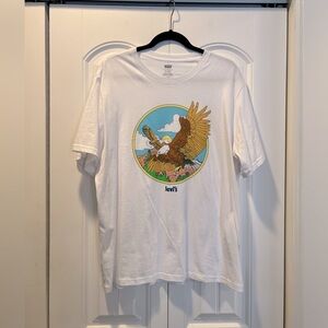 Levi’s men’s relaxed fit eagle graphic t shirt white size L NWOT